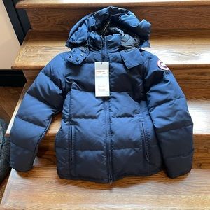New With Tags. Atlantic Navy Blue. Chelsea Parka -Notched Brim XS Ladies